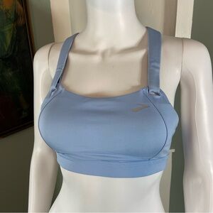 Brooks Sz 30C Juno High Impact Wire-Free Sports Bra Style 350071 Running Cheer